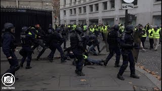 Acte 2 des Gilets Jaunes à Paris  barricades sur les ChampsElysées  24 novembre 2018 [upl. by Rramed661]