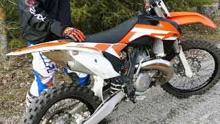 KTM SX 250 2Stroke  First Spring Coldstart [upl. by Pansie]