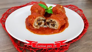 Braciole al Sugo  Ricetta Napoletana [upl. by Yllier]