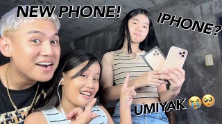 SURPRISING ALTHEA with NEW PHONE UMIYAK 😍😩  Grae and Chloe [upl. by Welcher508]