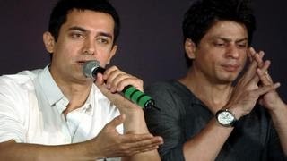 Aamir Khan REFUSES BLOCKING Shahrukh Khans Happy New Year SUCCESS [upl. by Arabrab165]