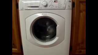 Hotpoint WMF940P 1400rpm Spin Speed Cycle [upl. by Farris828]