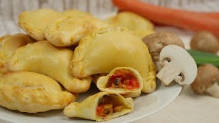 Empanadas mit Champignons I Gefüllte Teigtaschen aus dem Ofen I Gemüsefüllung [upl. by Loni]