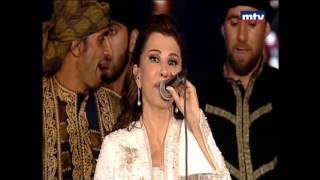 17 ماجدة الرومي مهرجان جونية 2015 الدبكه اللبنانية Magida el roumi jounieh HD [upl. by Herodias]