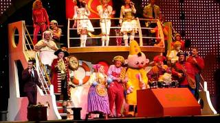 De grote Sinterklaasshow  Sportpaleis Antwerpen  26112011 [upl. by Jocko]