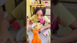 DISTA LEIKA SUKA MAKAN MIE AYAM🤗 viralvideo trending shortviral [upl. by Araf]