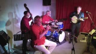 Armel Amiots Banjo Club quotDoudou pa plerequot LIVE [upl. by Enenej]