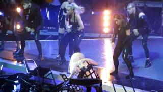 Lady gaga falls  Poker Face Bell Center  The Monster Ball Tour [upl. by Travax]