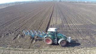 FENDT 720 Vario amp Lemken  Ploughing 2015 [upl. by Enier125]