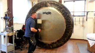 Paiste  80quot Symphonic Gong played by Paiste Gong Master Sven [upl. by Agnella283]