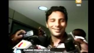 CLAUDIO PIZARRO CUENTA SU CHISTE [upl. by Hintze]