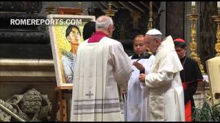 Pope blesses mosaic of Filipino Saint Pedro Calungsod at St Peter\s Basilica [upl. by Grant]