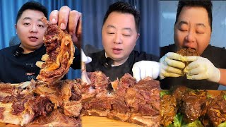 Meat Bone Mukbang Eating Show  Beef feather Bones amp beef heart Soup  Asmr Mukbang [upl. by Eemiaj202]