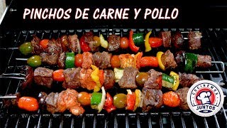 Pinchos o brochetas de carne y pollo [upl. by Stegman]