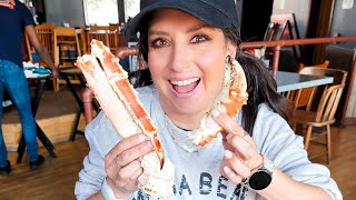 The Best King Crab in Alaska Walk on Creek Street Coffee and Surprise Celebrity in Ketchikan [upl. by Iat]