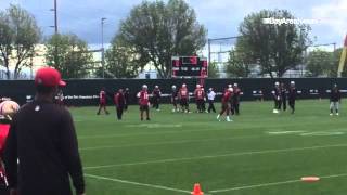 Video 49ers WR Jerome Simpson Torrey Smith Dres Anderson and Issac Blakeney catch out routes at [upl. by Alrac]