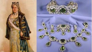 Luxurious stones in the magnificent parure of Archduchess Henrietta of Austria [upl. by Nagaek]