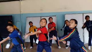 kalilo tamalai  folk song  dance by 3 Class Girls Himalayan Boarding School [upl. by Sukcirdor]