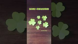 Membuat Daun Semanggi Dari Origami How to make a clover leaf from paper [upl. by Eustatius]