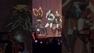 IVE  YUJIN amp LEESEO  Woman Like Me  Show What I Have  1ST WORLD TOUR Chicago FANCAM 4K [upl. by Laohcin]