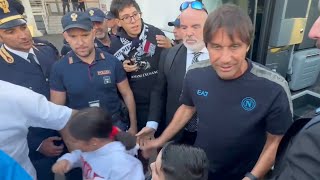 Il BELLISSIMO gesto di CONTE per i tifosi napoletani a Cagliari 😍💙 [upl. by Ardien557]