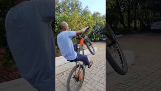 👀shorts ytshorts stunt mtb cycling [upl. by Weitzman224]