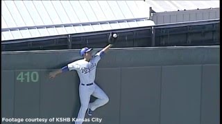 HyVee Billboard Gets Royals Fans Excited for Season [upl. by Okire]