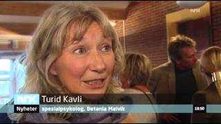 Turid Kavli Kongens fortjenestemedlaje [upl. by Ariane]