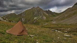 8 Tage in den Alpen von Österreich – Solo Wandern amp Draußen Schlafen  Hiking amp Wild Camping  Biwak [upl. by Gennifer51]