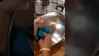 இனி உங்க பாத்திரம் பளபளன்னு மின்னும்  kitchen tips in tamil  cleaning samayal kurippu shorts [upl. by Enidaj]