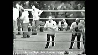 Ezzard Charles vs Jersey Joe Walcott I Restoration [upl. by Oetam]