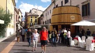 Italien  Gardasee  Bardolino Weinfest  Festa dell’Uva e del Vino  Lake Garda [upl. by Neehsas]