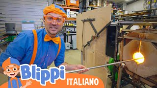 Blippi Visita un Laboratorio del Vetro  Blippi in Italiano  Video educativi per bambini [upl. by Yeniar832]