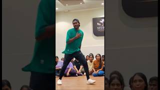 දැකුම් කළු ගෝලයා 🤪 oshanliyanagedance dance [upl. by Artkele]