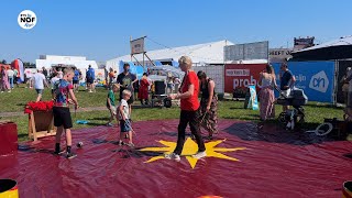 Tweede editie Bouwvak Festival valt in de smaak quotWy sjogge minsken genietsjenquot [upl. by Ttevy]