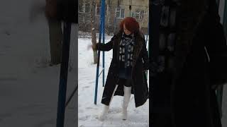 sweetfashionShorts 030 – Tona High OverkneeBoots in winter outdoor Stiefel fashion ootd [upl. by Ettenyl]