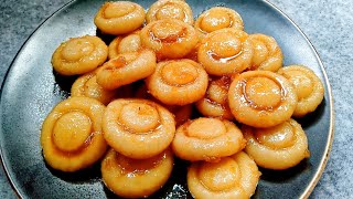 চালের গুঁড়া দিয়ে ভীষন মজার নাস্তা রেসিপি  Caler gurar pitha recipe  Nasta Recipe [upl. by Mayes198]