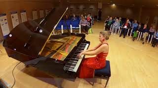 Nini Funke  Piano Solo SchumannArabesque CDUR op18 [upl. by Sheree783]