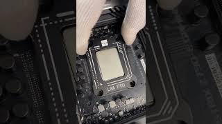 INSTALLATION Of Intel Core i9 LGA 1700 socket pcbuild gamingpc pcsetup pcgaming [upl. by Verdie]