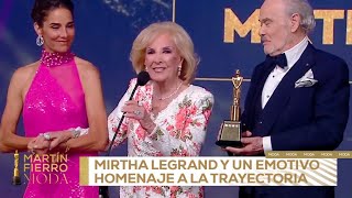 Mirtha Legrand recibió un homenaje quotSiempre me vestí con modistos argentinosquot  Martín Fierro Moda [upl. by Ailet456]