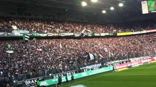 Gladbach Fankurve  Fan Jubel zum 21 von Reus [upl. by Nosiddam]