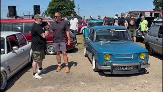 Retro Rides Gathering 2024 The Renault 8 gets an award Mallory Park [upl. by Paapanen]