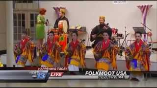 沖縄エイサーat Folkmoot USA 2013 [upl. by Oigimer]