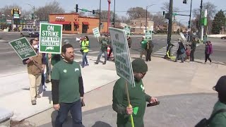 Chicago State Eastern Illinois staff and faculty resume negotiations Wednesday [upl. by Greyso793]