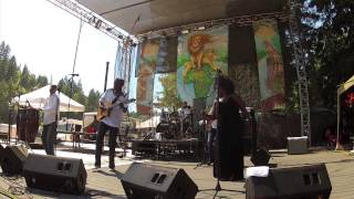 Oliver Mtukudzi and Black Spirits Mai Varamba Reggae on the River July 22 2012 [upl. by Ibok]