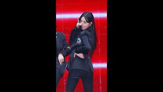 4K60P231010 ITZY있지  Kill shot 유나 직캠 fancam 2023 TMA 시상식 [upl. by Natale]