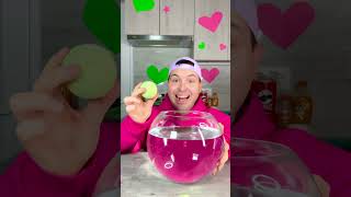 The Surprise Gummy Eye Bath Bomb 🛁🍬 bathbomb gummy diy [upl. by Enahpets]