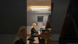 H BlauMondscheinsonate piano youtube music shortvideo pianomusic keyboard classicalmusic [upl. by Matthia]