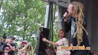 FRENZAL RHOMB  5000 Cigarettes  Rockfest Montebello QC  20170624 [upl. by Sillyhp862]