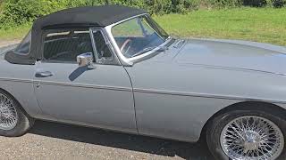 MG B Roadster 1970 Dove grey [upl. by Laith]